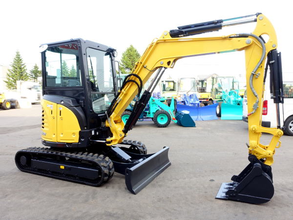 Yanmar VIO35 w/Thumb – ICR Supply